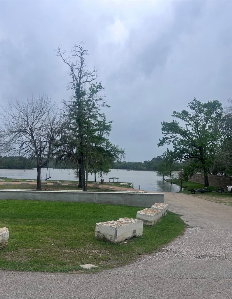 731 Magnolia Point Drive - Photo 4