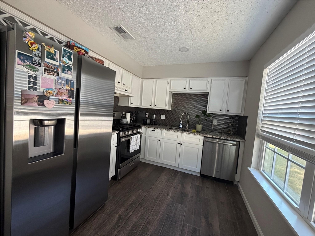 4430 Hawk Meadow Drive - Photo 2