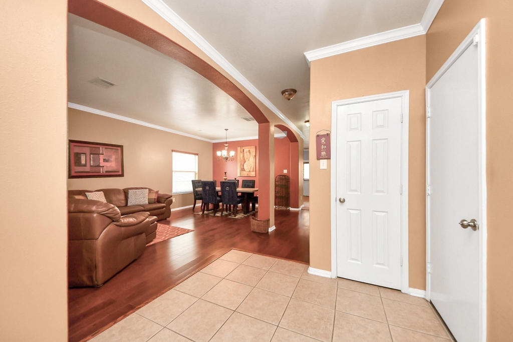 8614 Riverbend Canyon Lane - Photo 4