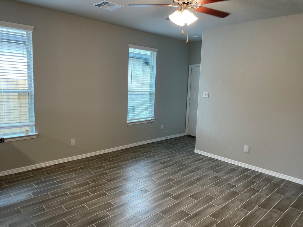 823 Redinger Ridge Drive - Photo 4