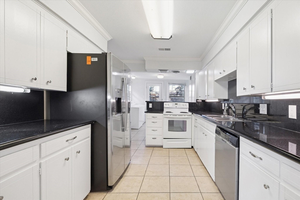 5122 Locust Street - Photo 11