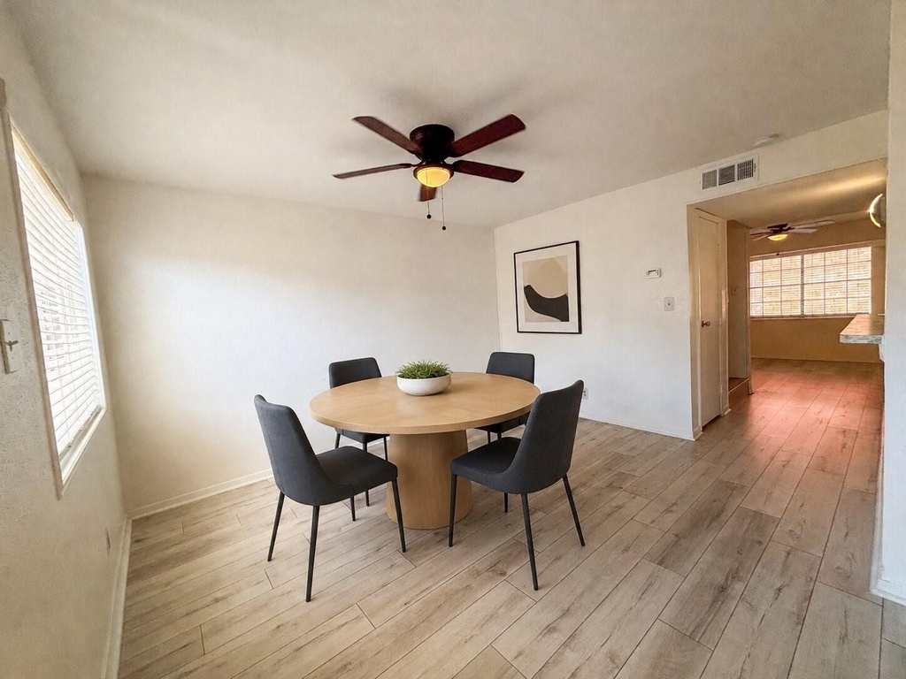 11002 Hammerly Boulevard - Photo 4