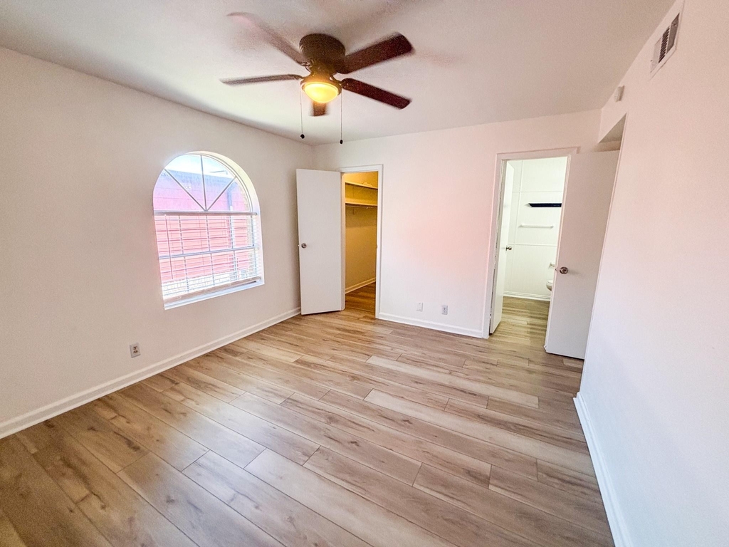 11002 Hammerly Boulevard - Photo 36