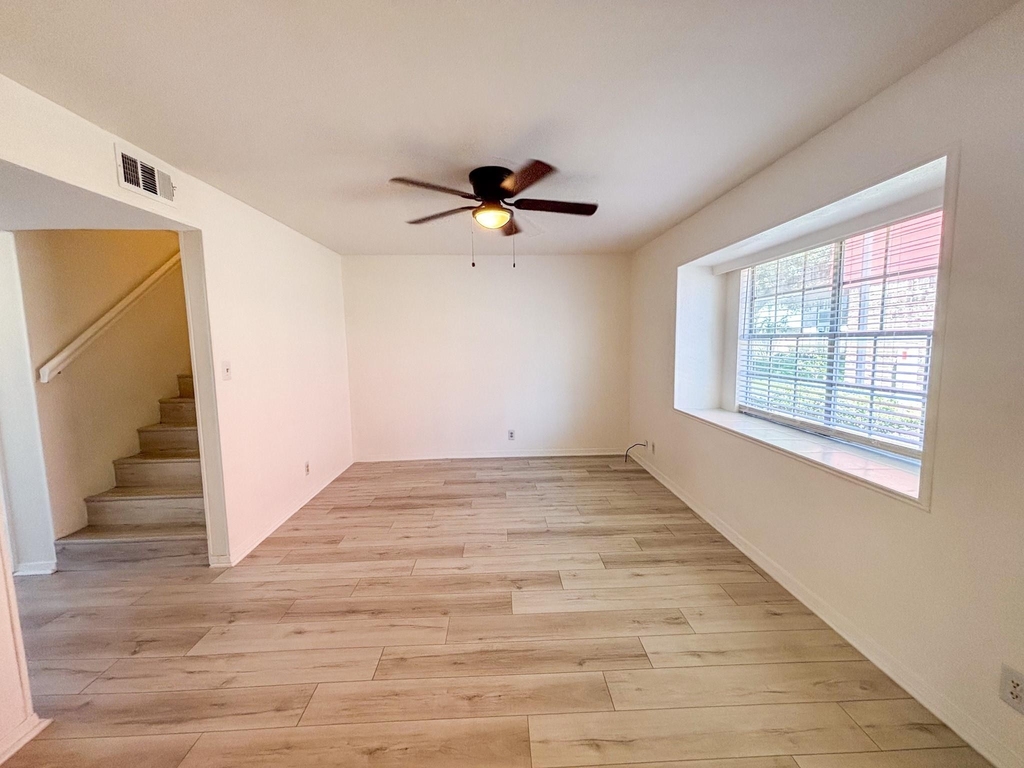 11002 Hammerly Boulevard - Photo 20