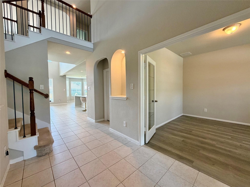 24018 Cannon Anello Court - Photo 4
