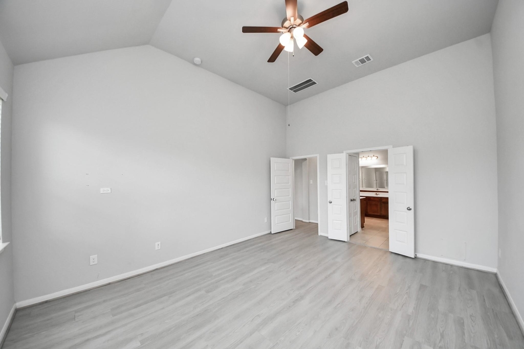 3102 Trishelle Court - Photo 18