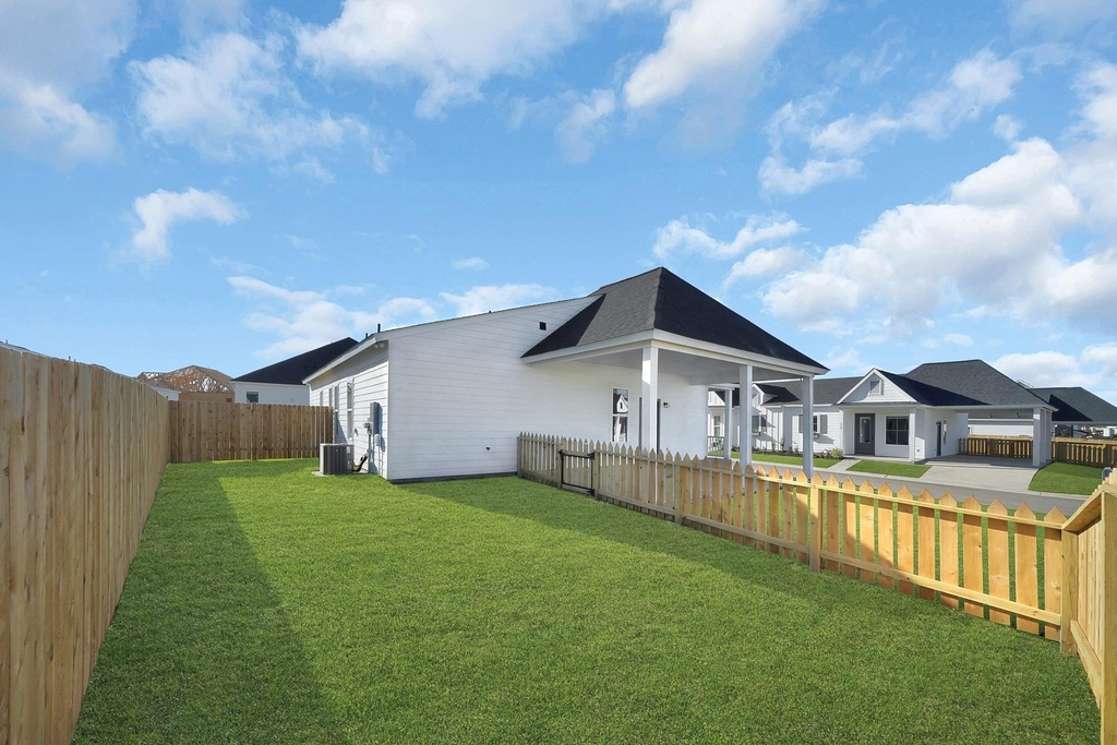 38634 Spur 149 Rd - Photo 21