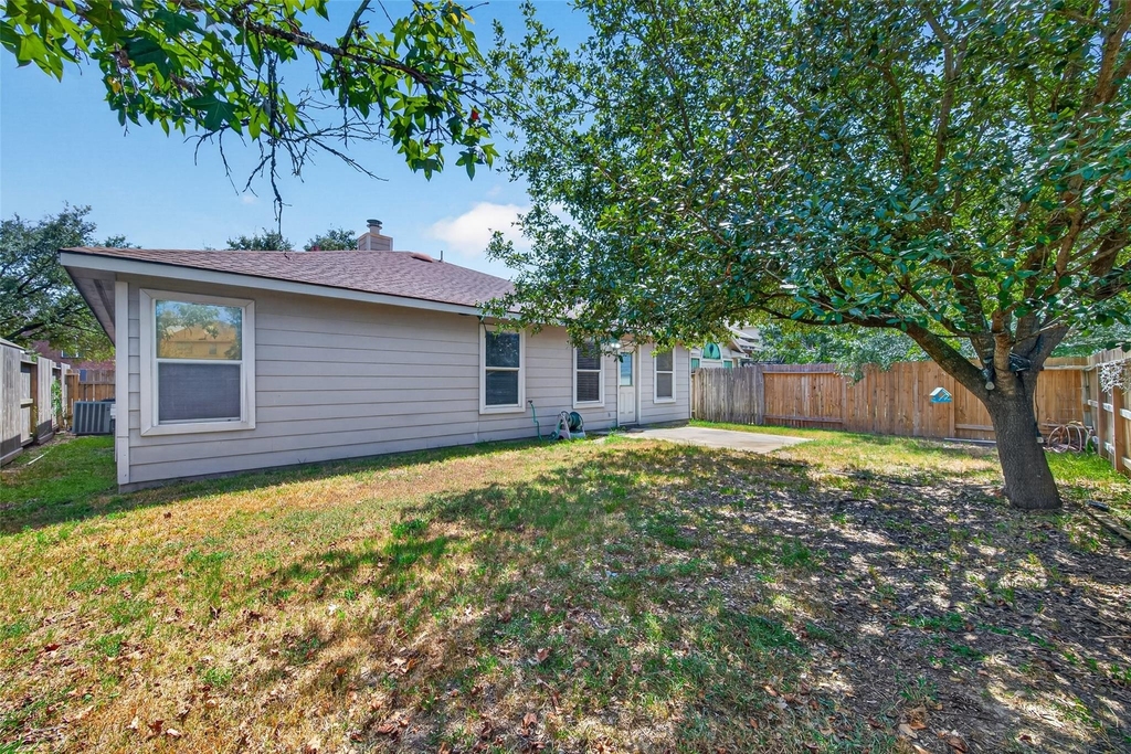 3218 Spring Flower Lane - Photo 20