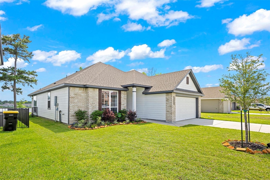 383 Shoreview Drive - Photo 2