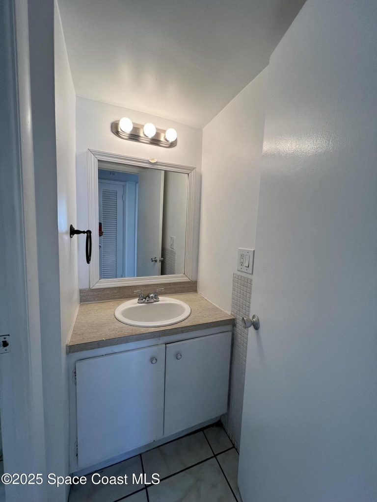 223 Columbia Drive - Photo 9