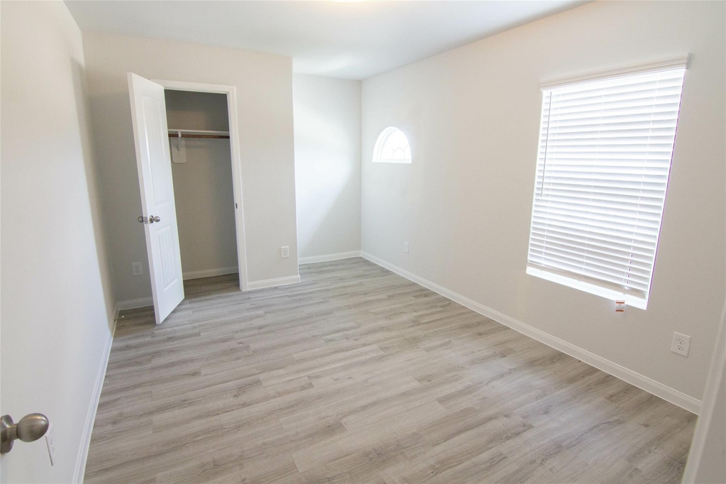 5615 Gara River Drive - Photo 9