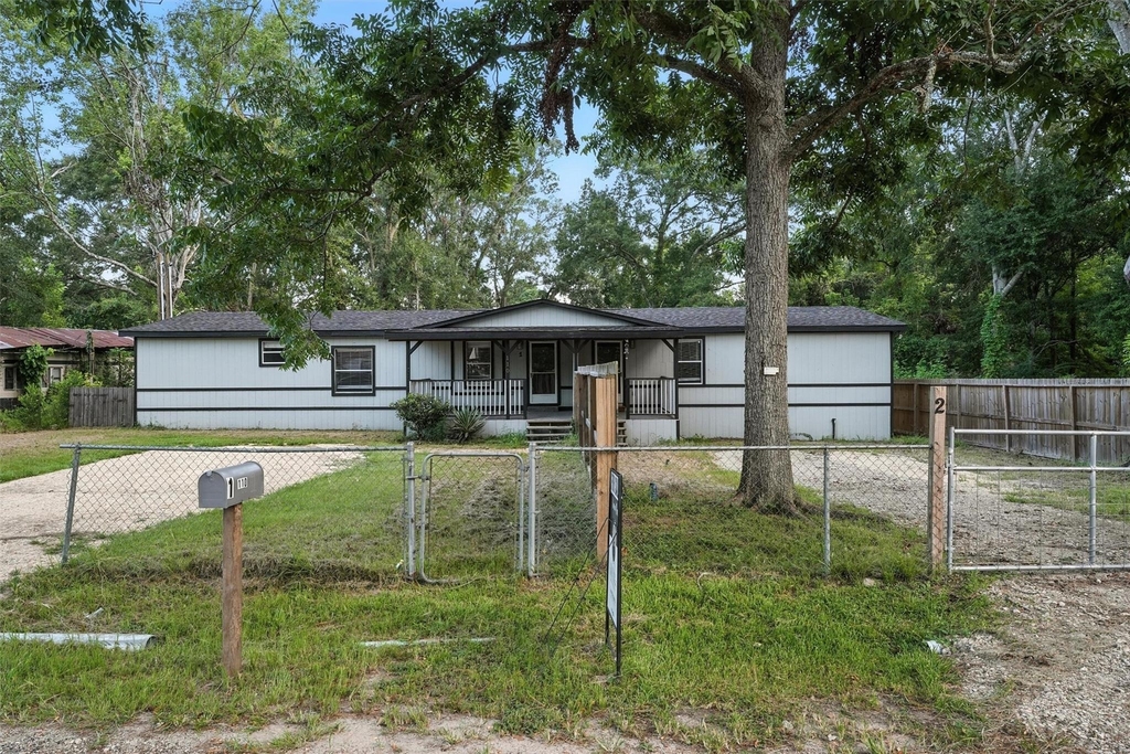 110 Robin Street - Photo 1