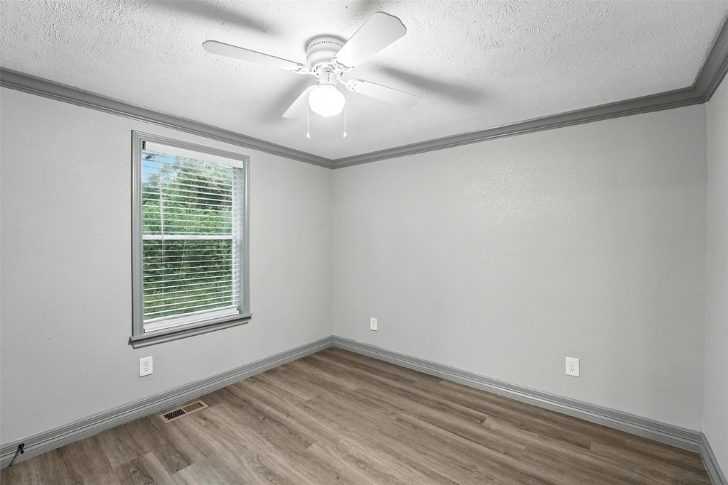 110 Robin Street - Photo 9
