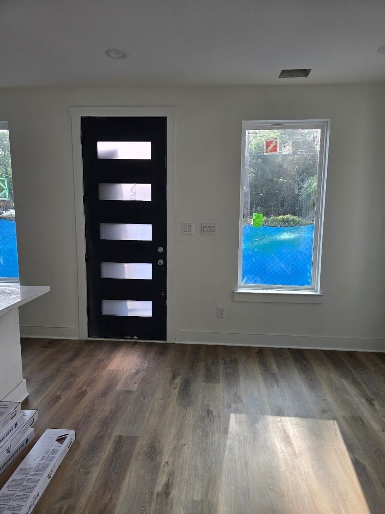 1206 Schweikhardt Street - Photo 2