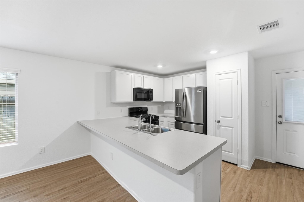 213 Rustic Ridge Circle - Photo 7