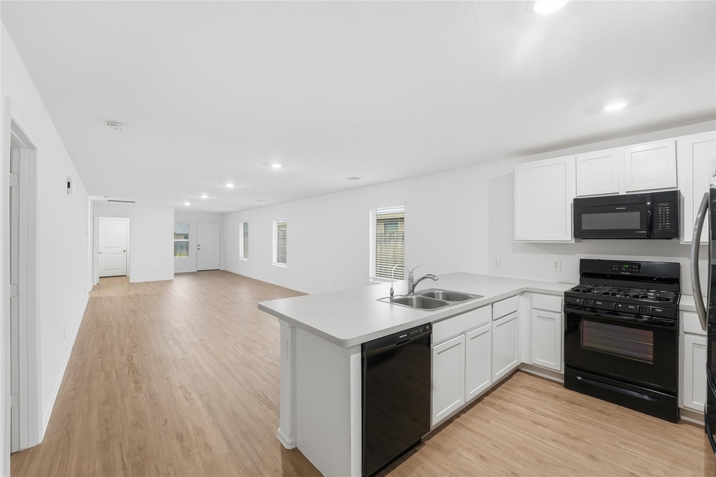 213 Rustic Ridge Circle - Photo 9