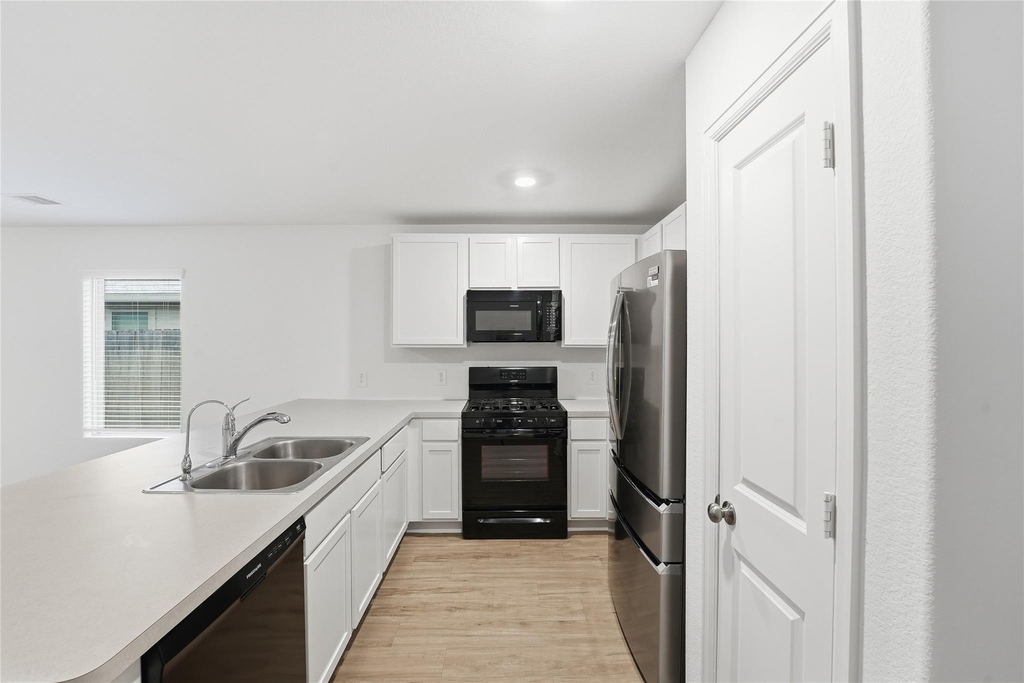 213 Rustic Ridge Circle - Photo 8