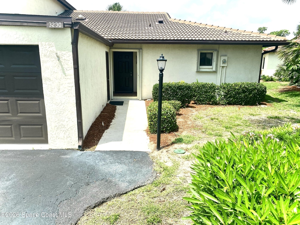 3230 Beach View Way - Photo 0
