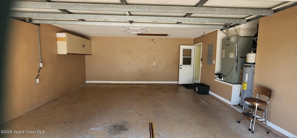 428 Heathrow Circle - Photo 31