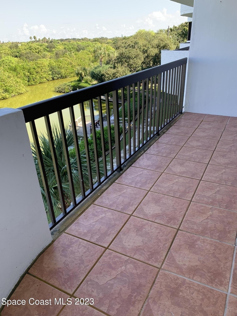 300 Columbia Drive - Photo 13
