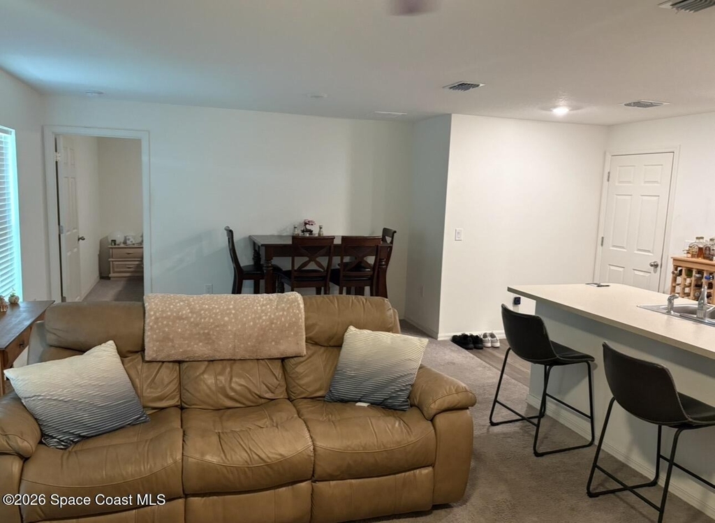 720 Avalon Street Se - Photo 6
