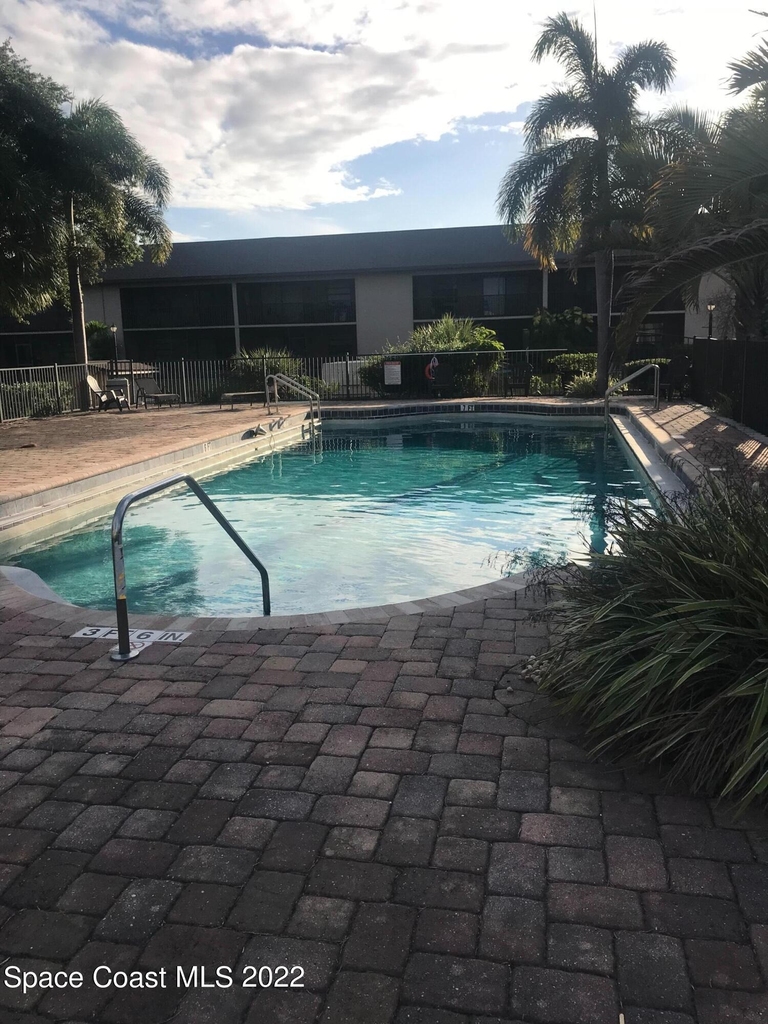1080 June Drive - Photo 11