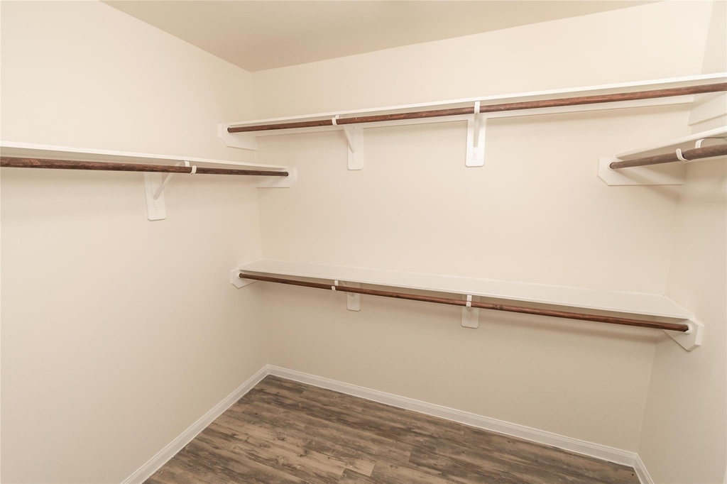 10203 Piave Drive - Photo 9