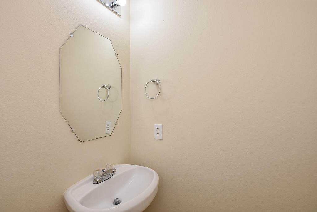 23527 Maple View Drive - Photo 5