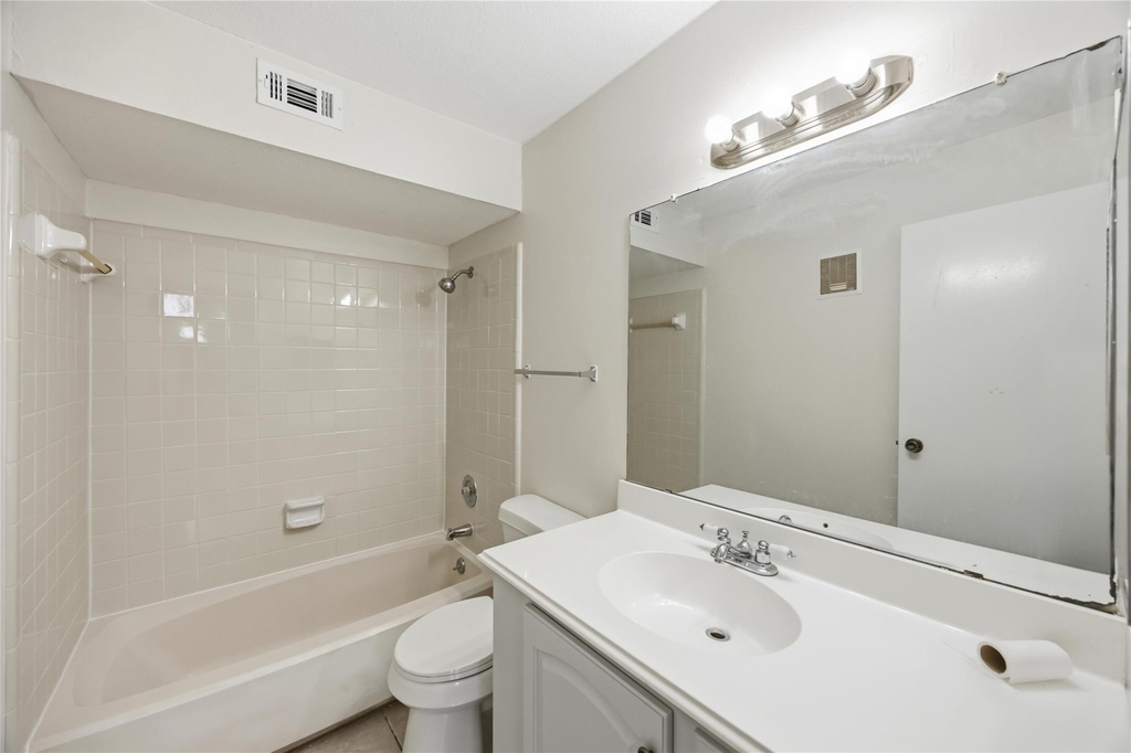 7589 Cambridge Street - Photo 18