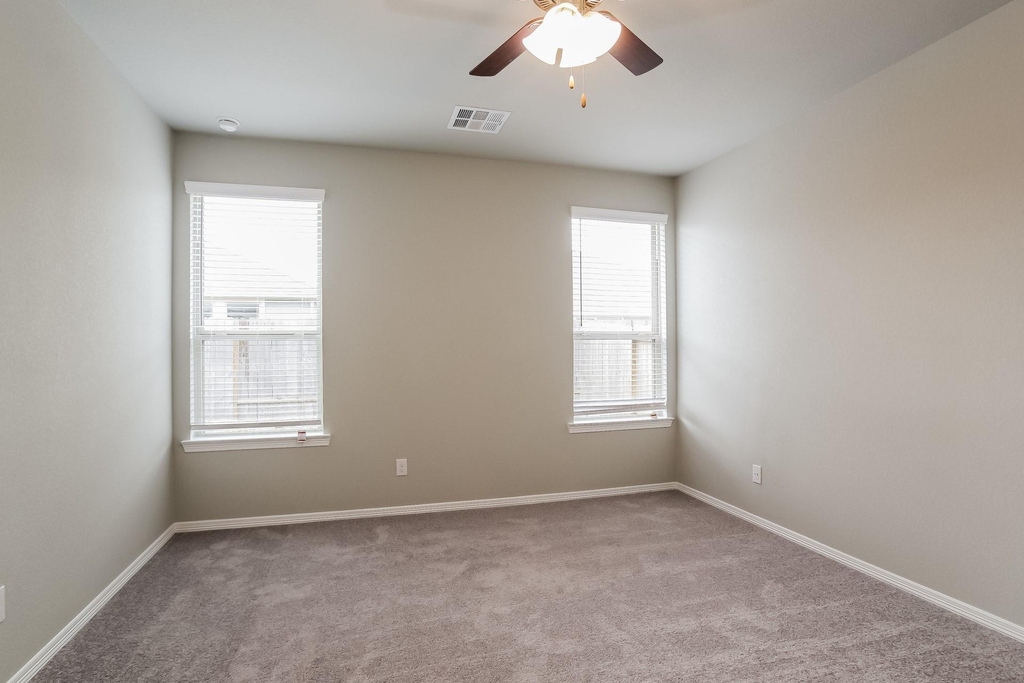 25726 Northpark Palm Drive - Photo 7