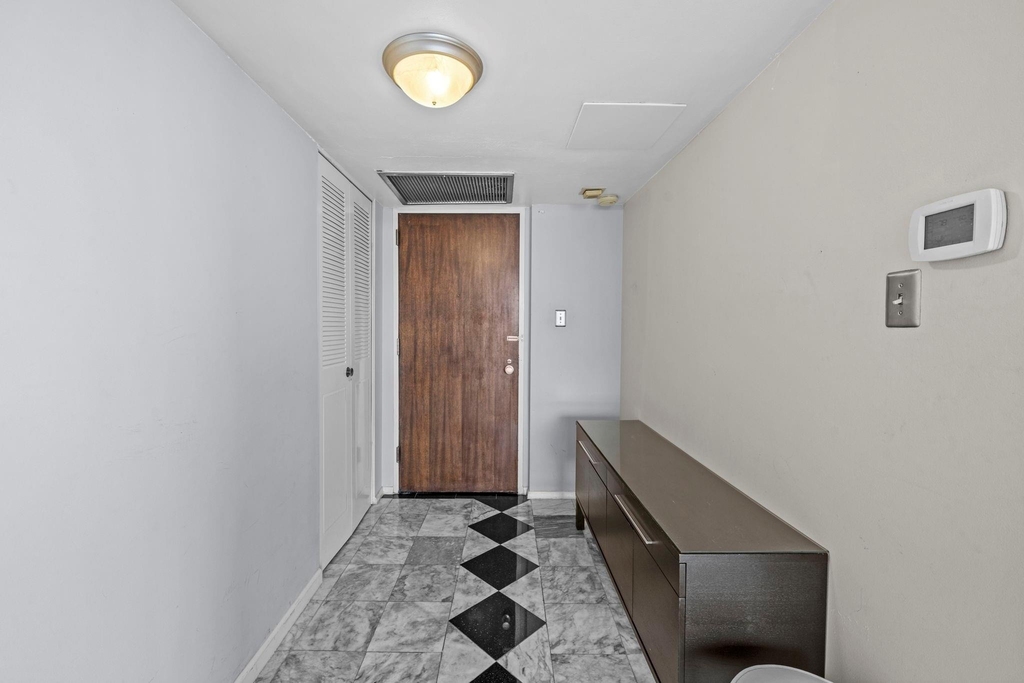 2016 Main Street - Photo 9