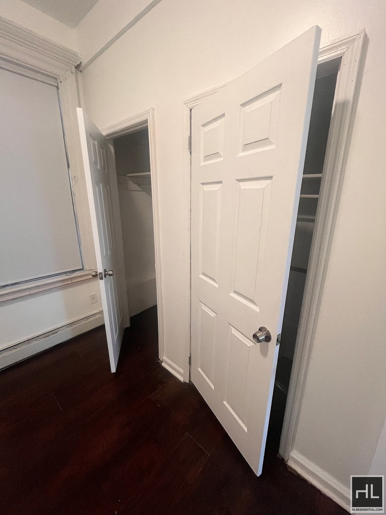 Longfellow Avenue - Photo 6