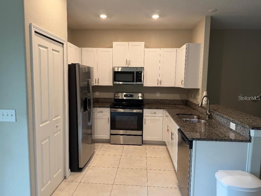 11905 Castine Street - Photo 2