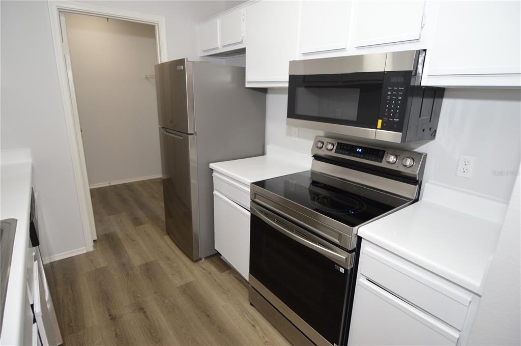 1400 Gandy Boulevard N - Photo 6