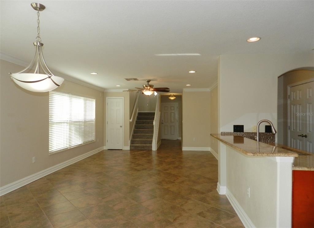 10837 Kensington Park Avenue - Photo 11
