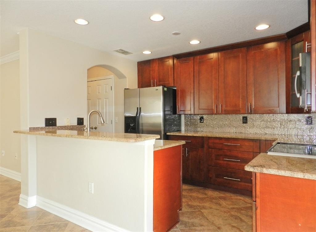 10837 Kensington Park Avenue - Photo 7