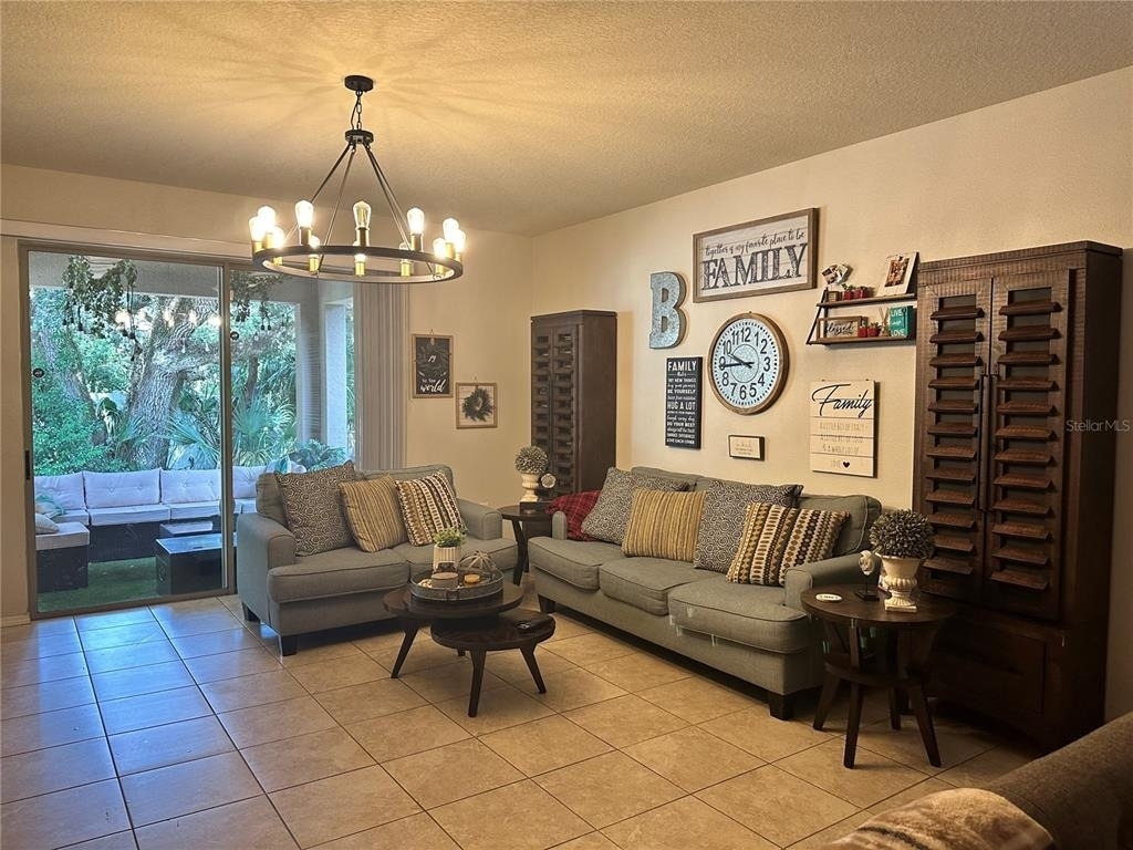 15541 Stone House Drive - Photo 3