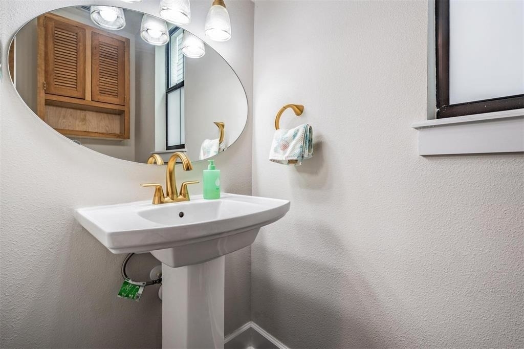 845 Aurora Way - Photo 25