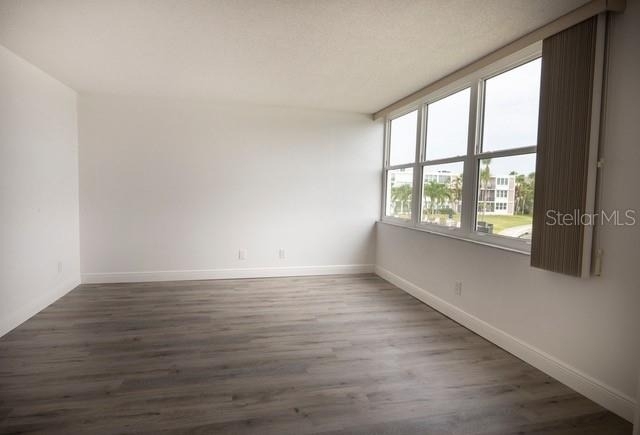 7401 Bay Island Drive S - Photo 13
