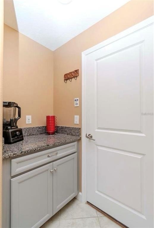 6827 Citrus Creek Lane - Photo 4
