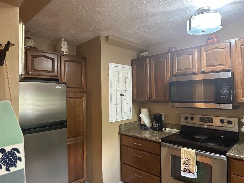 600 Cranes Way - Photo 3