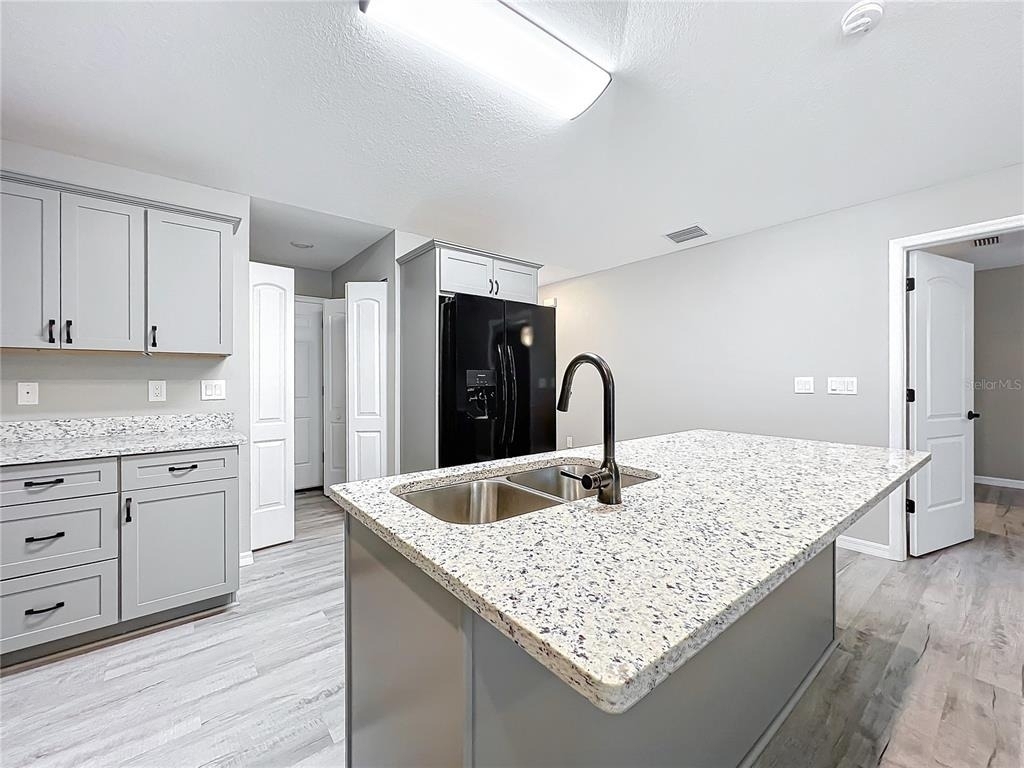 7091 Tamarind Way - Photo 6
