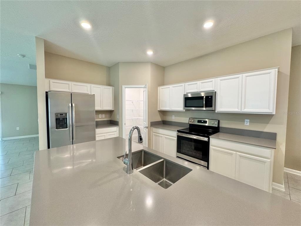 112 Pershing Street - Photo 2