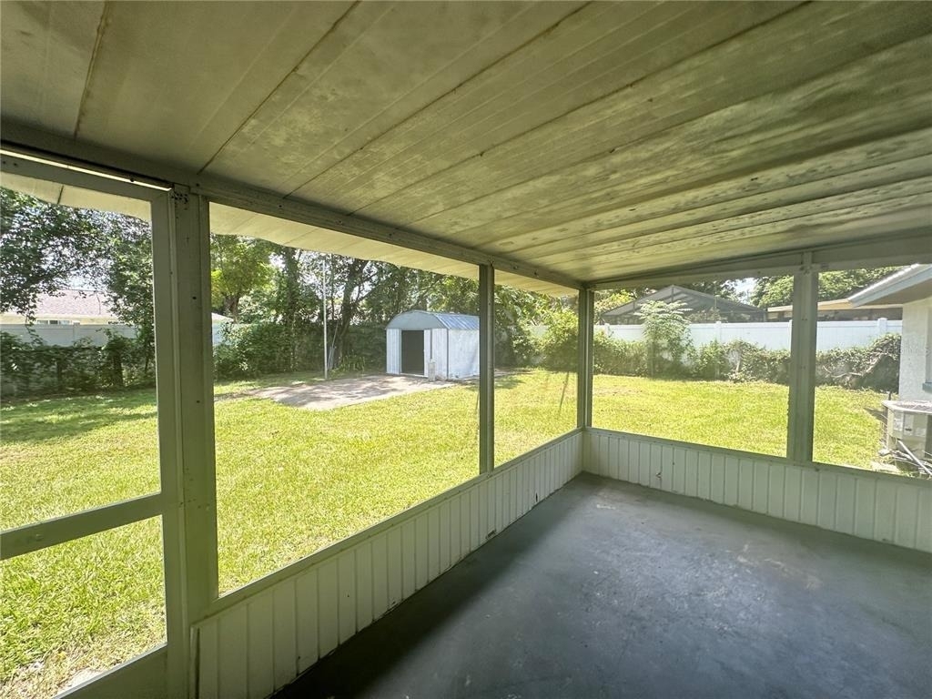 5078 Se 135th Street - Photo 2