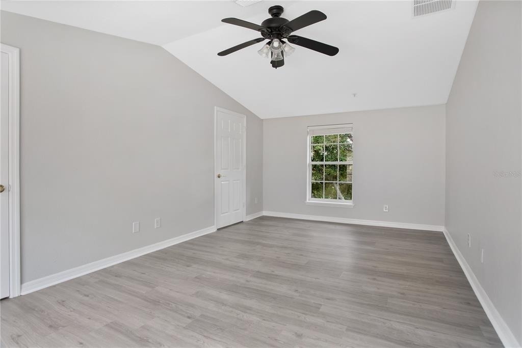 310 E Vanderbilt Street - Photo 22