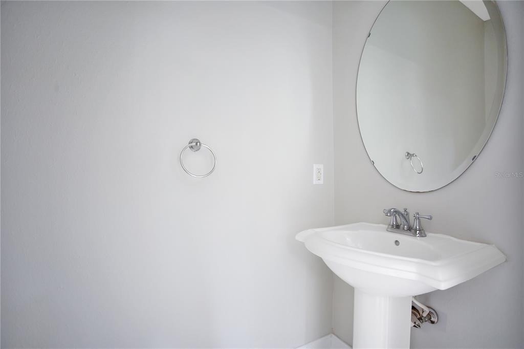 310 E Vanderbilt Street - Photo 30