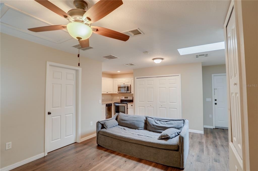 14222 Sonco Avenue - Photo 3