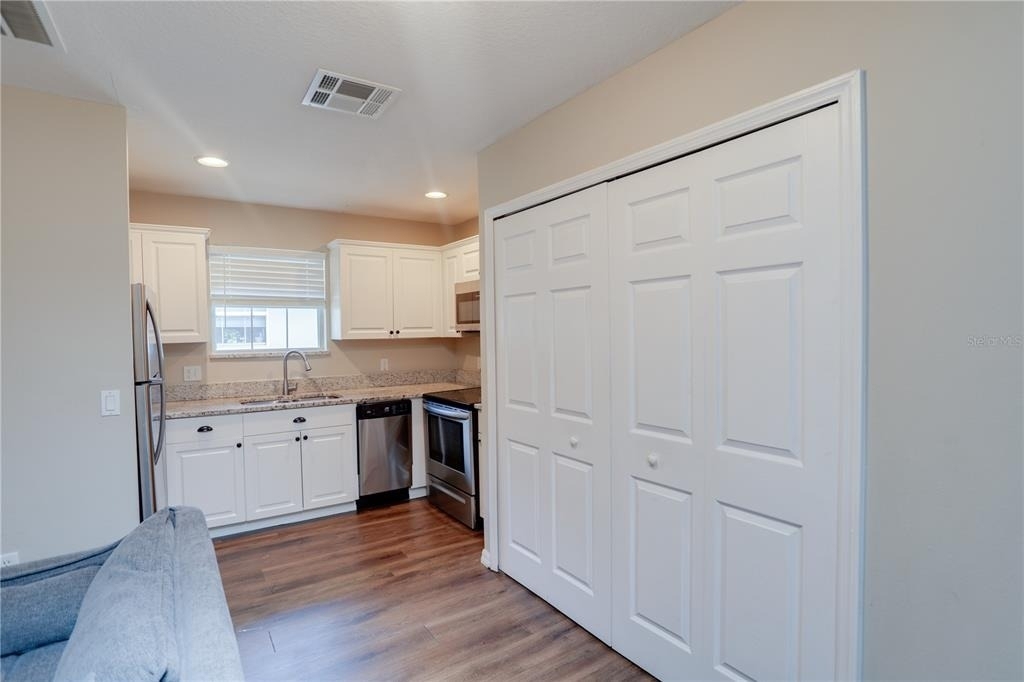 14222 Sonco Avenue - Photo 4
