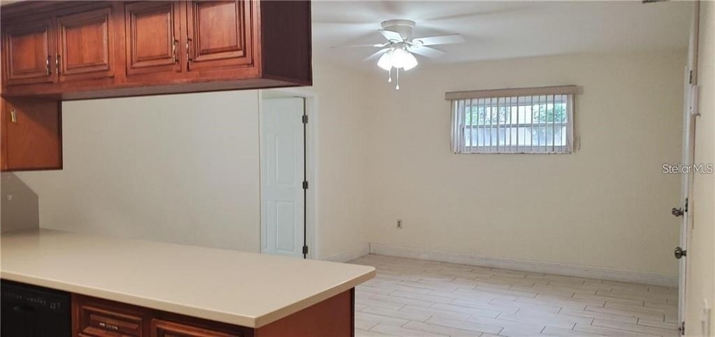 637 Peachwood Drive - Photo 3