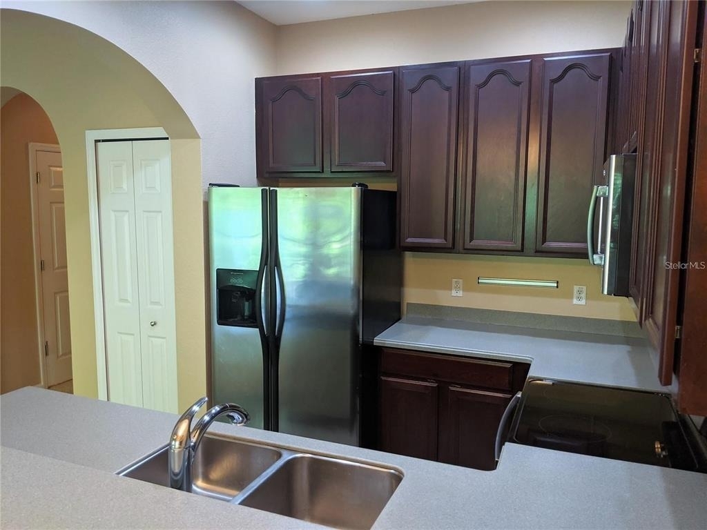 10272 Park Commons Drive - Photo 10